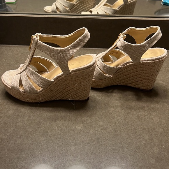 Michael Kors wedges - Picture 4 of 6